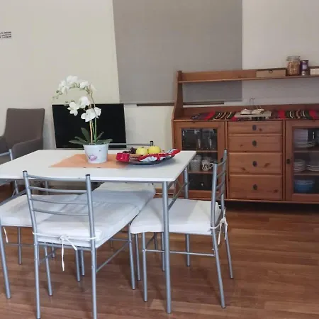 Extremely Comfy Apt With Spacious Private Terrace 10Min Walk To The Beach & In Town Larnaca Exterior photo