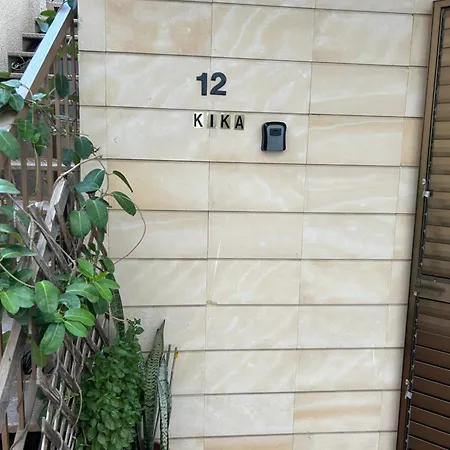 Extremely Comfy Apt With Spacious Private Terrace 10Min Walk To The Beach & In Town Larnaca Exterior photo