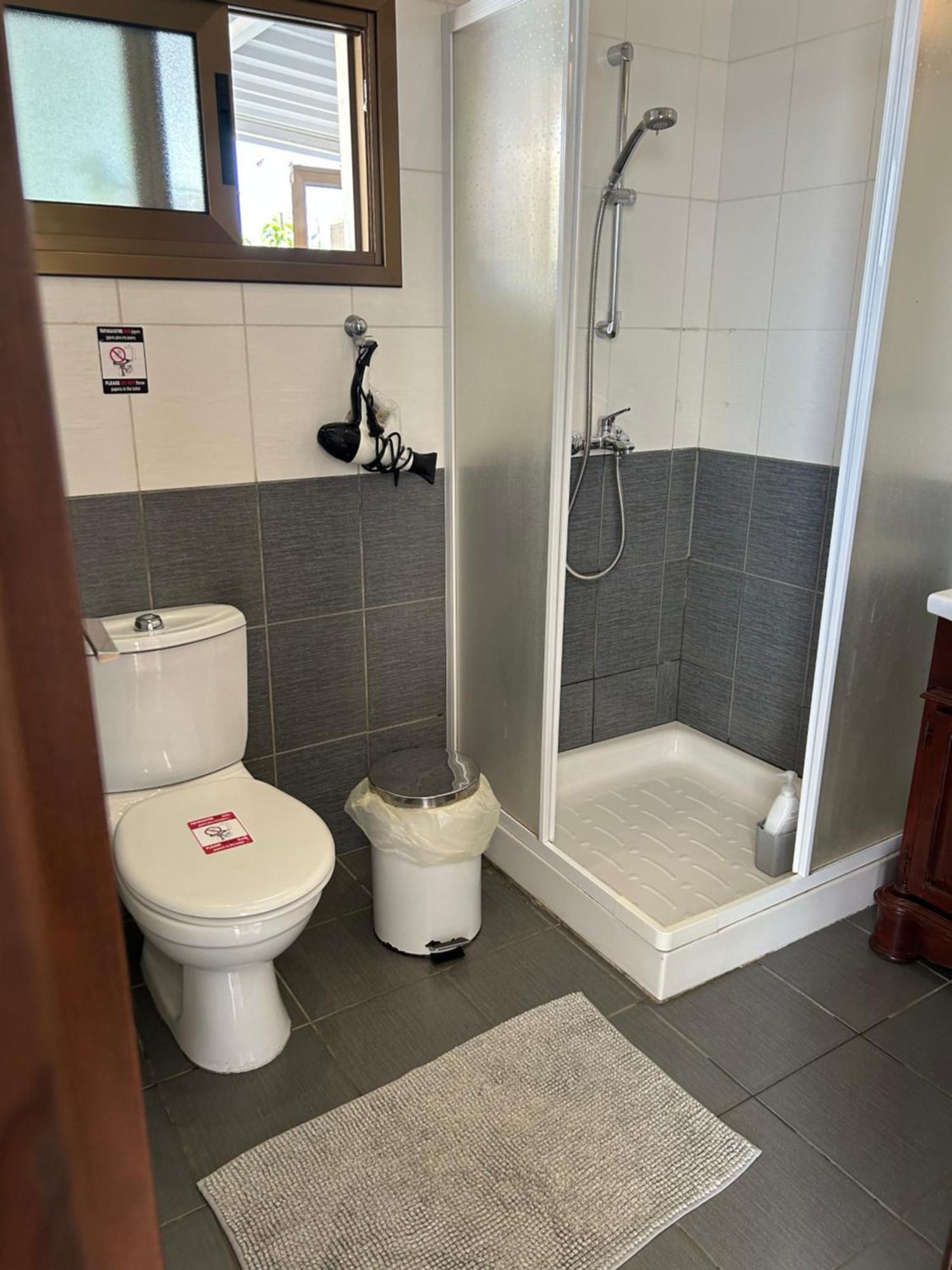 Hébergement de vacances Extremely Comfy With Spacious Private Terrace 10min Walk To The & In Town *